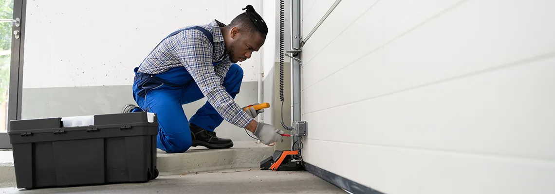 Repair Garage Door Not Closing But Light Flashing in Belvidere, IL